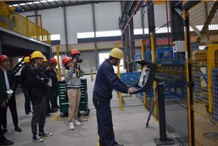 美好裝配重慶江津廠完成首批產(chǎn)品交付，實(shí)況時(shí)報(bào)見證重慶效率與禮儀